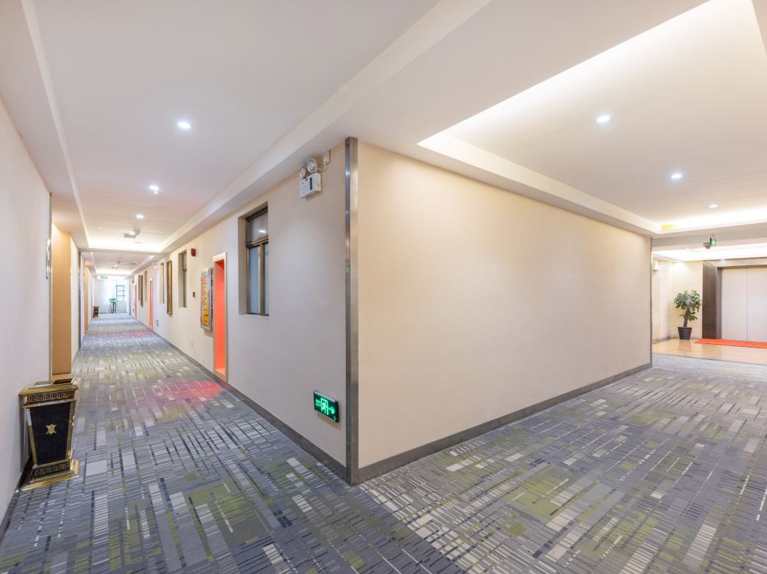 Grenn tree hotel — фото 4