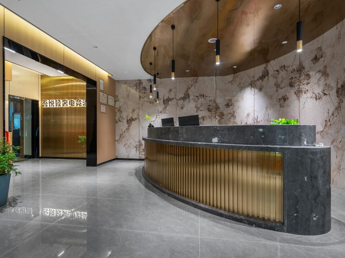 Wuyue Light Luxury E-sports Hotel