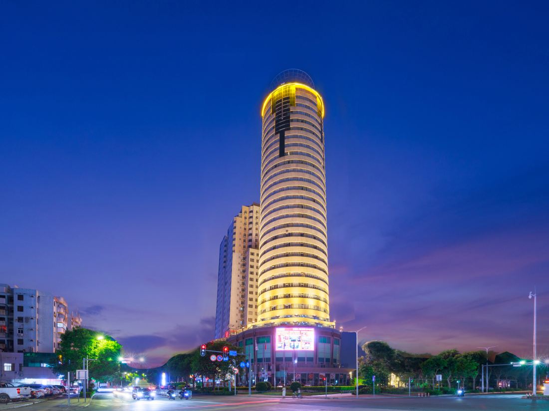 Sunshine Coast Hotel