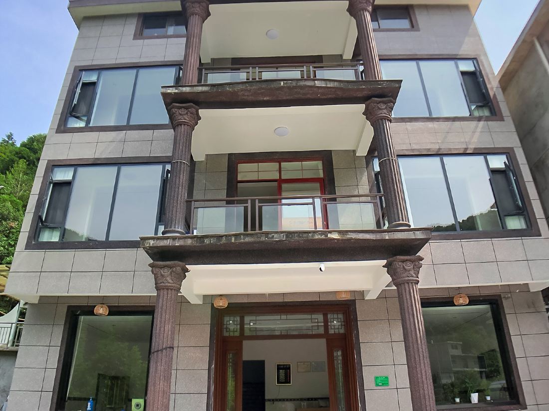 Yishan Homestay (Xiaodongwu Branch)