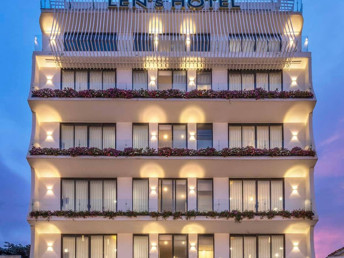 Len's Hotel — фото 2