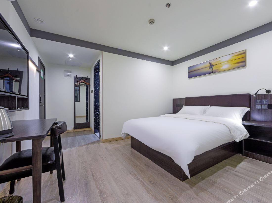 Youhai Hotel(Shanghai Jiading Huangdu Xinhuang Road)