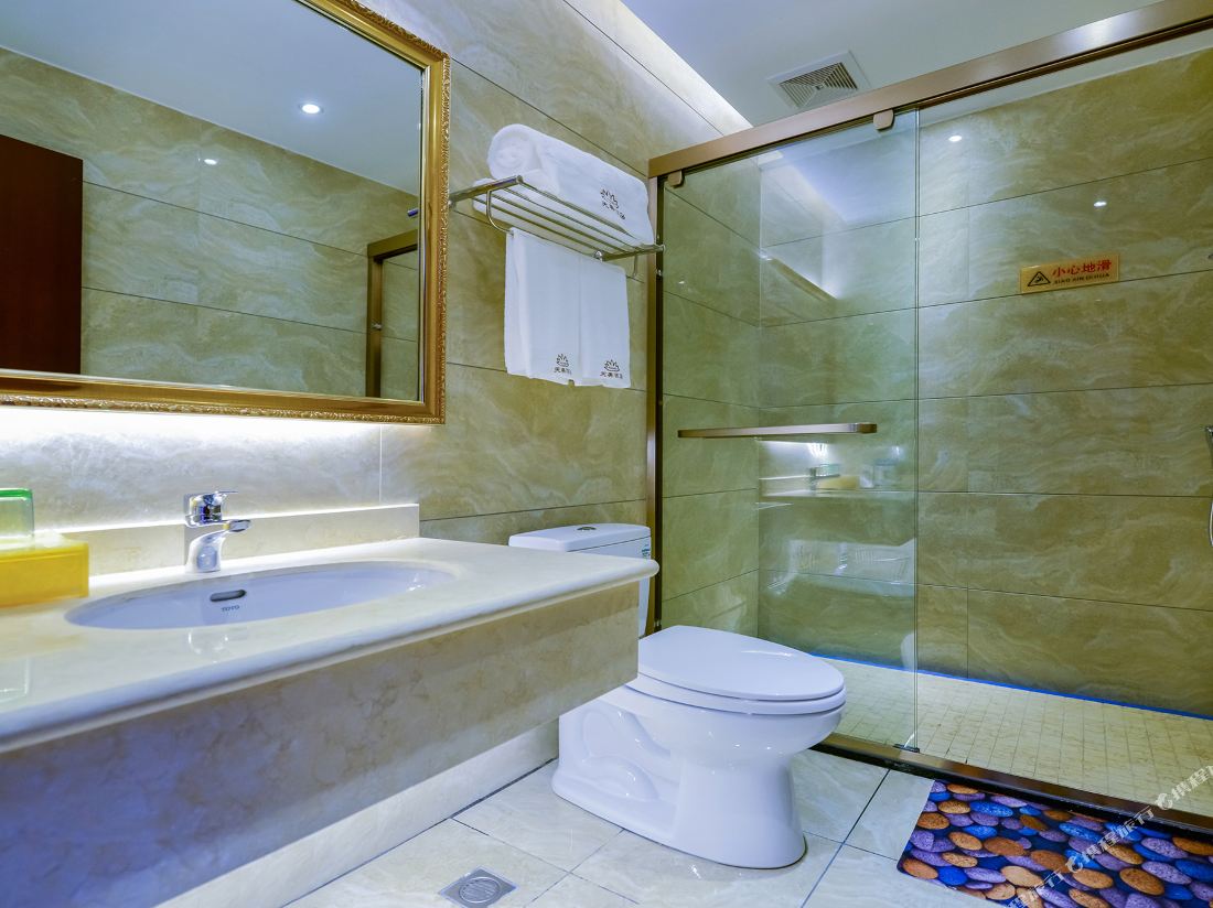 Tianmei Hotel (Chongqing Longhu Times Tianjie Branch)