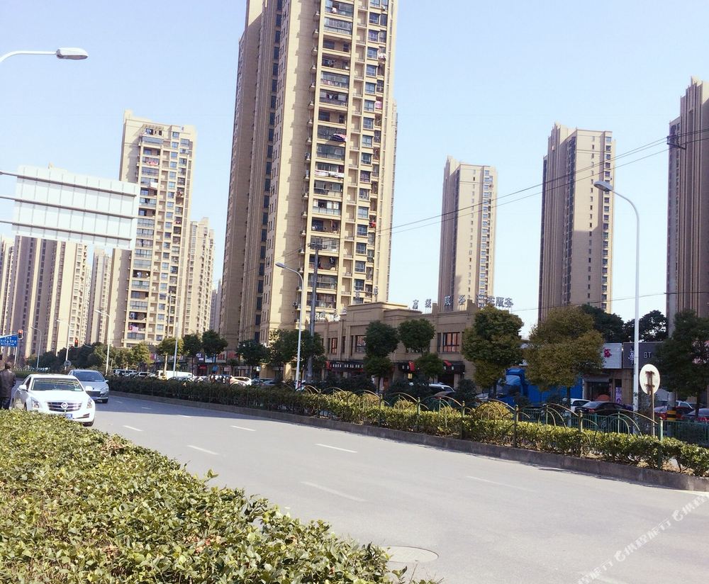Pebble Motel (Shanghai Gucun Park Jutai Road)