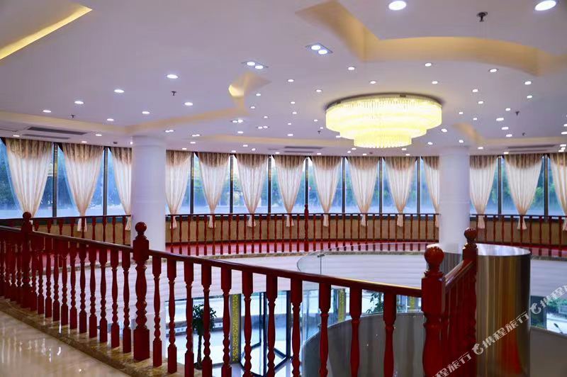 Thih Hotel Shanghai