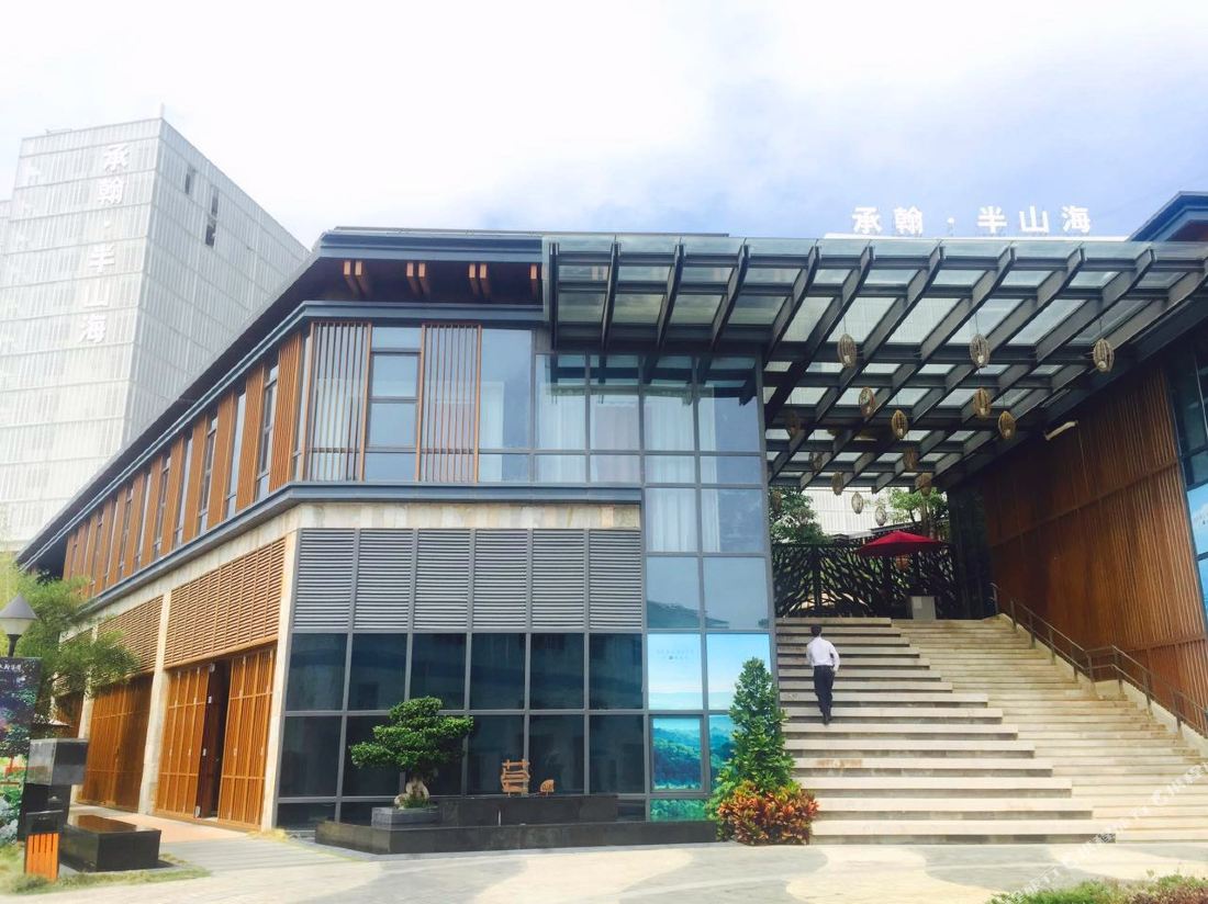 Sweetome Vacation Rentals (Dapeng Banshanhai)
