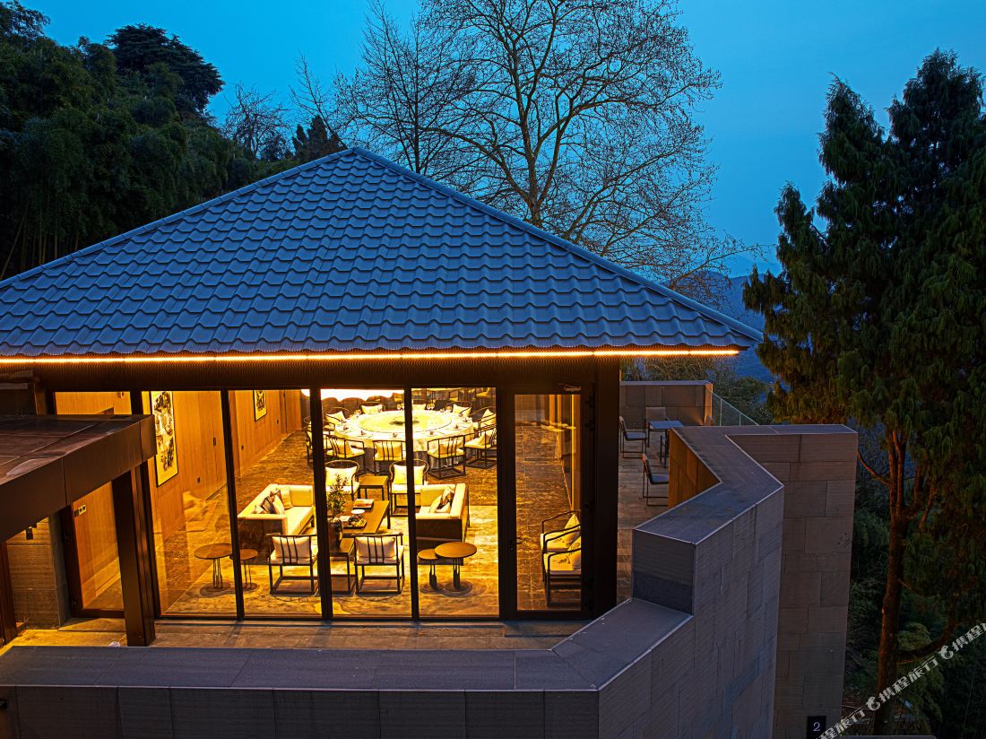 Jinlei Holiday Hotel