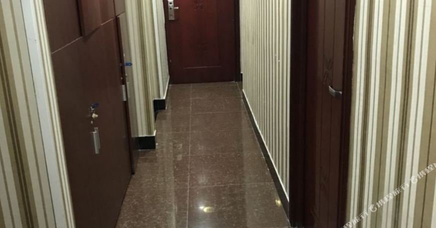 Zhiping Hotel, Jiading District, Shanghai