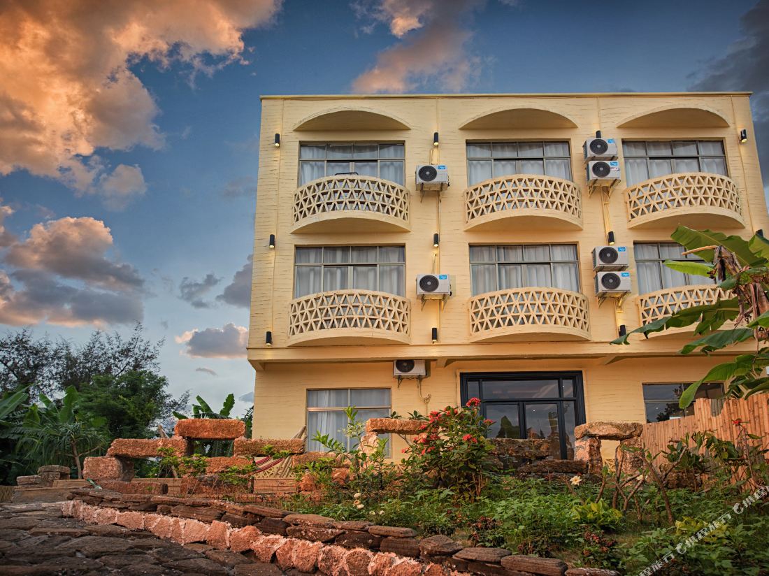Weizhou Island leaves 1980 Seaview Resort Hotel (Drip Danping Shiluokou Scenic Area)