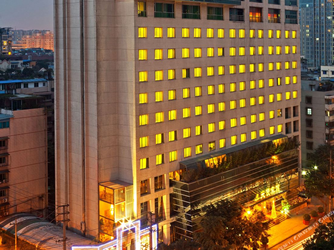 Angel Hotel