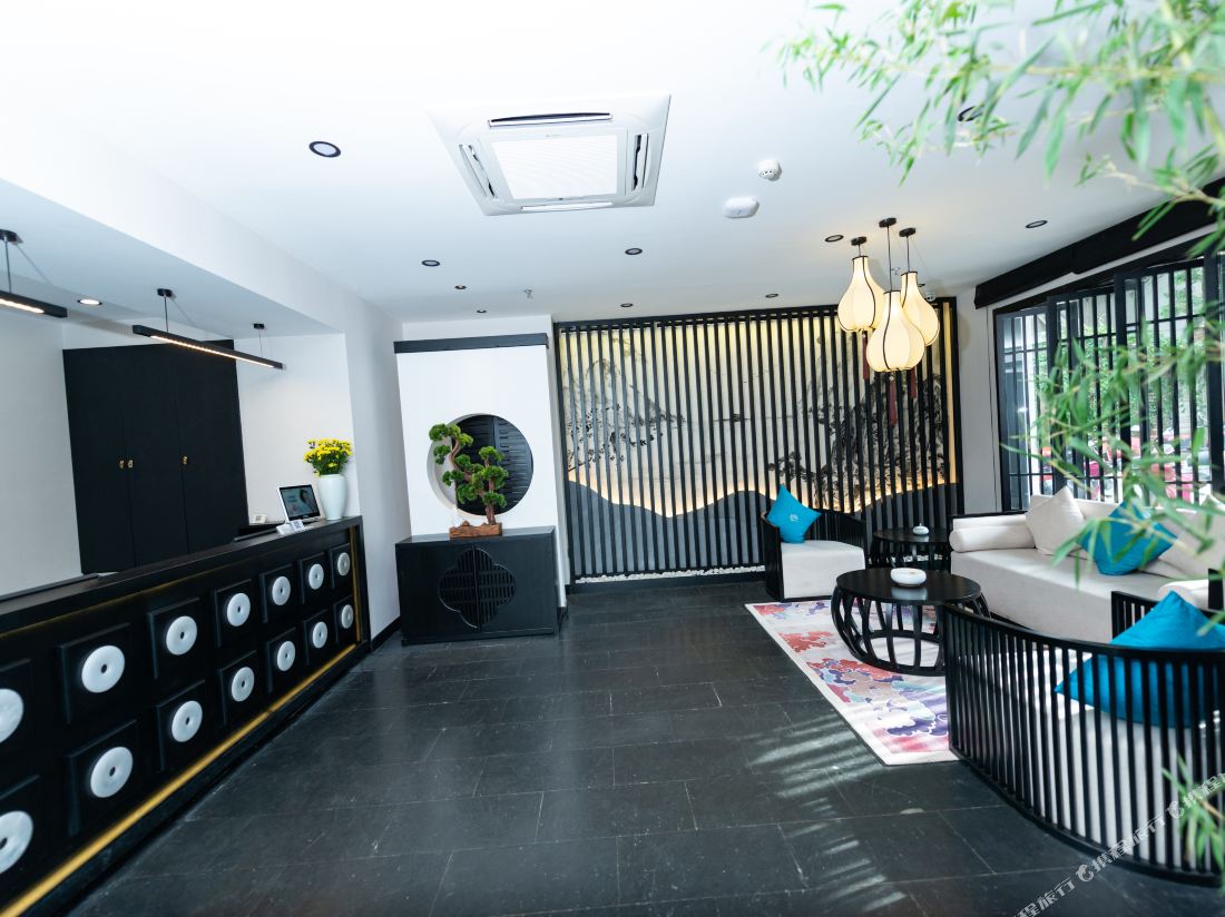 G Joyful HotelG Joyful Hotel