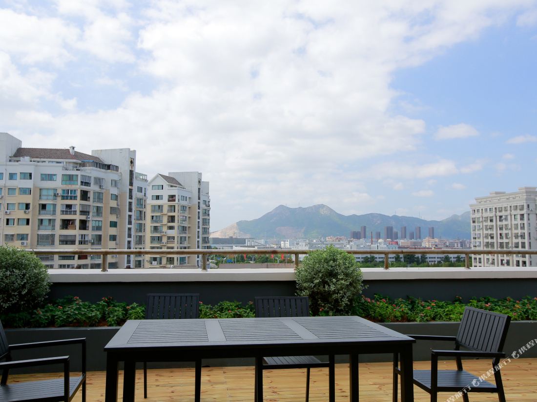Home Inns (Wenzhou Longwan Binhai District)