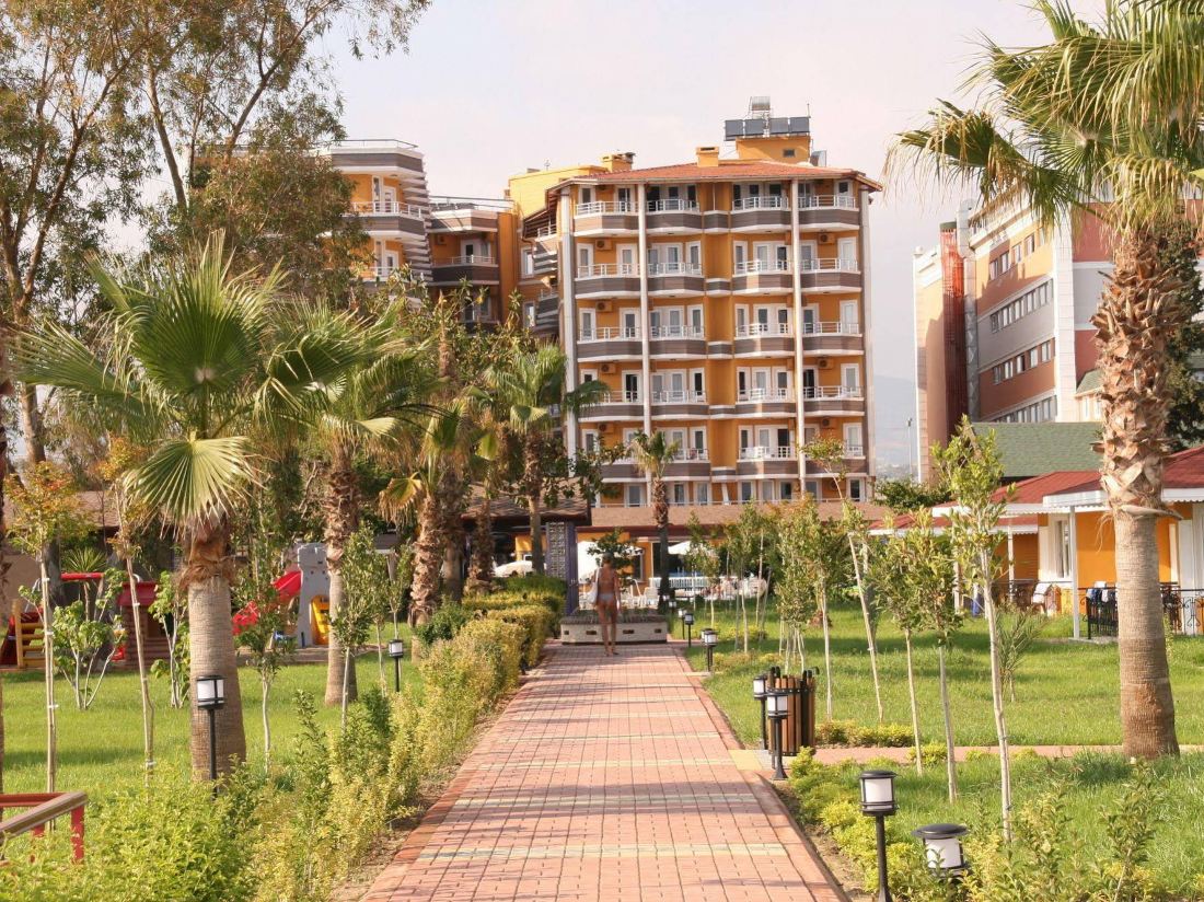 Mediterranean Breeze Hotel — фото 4