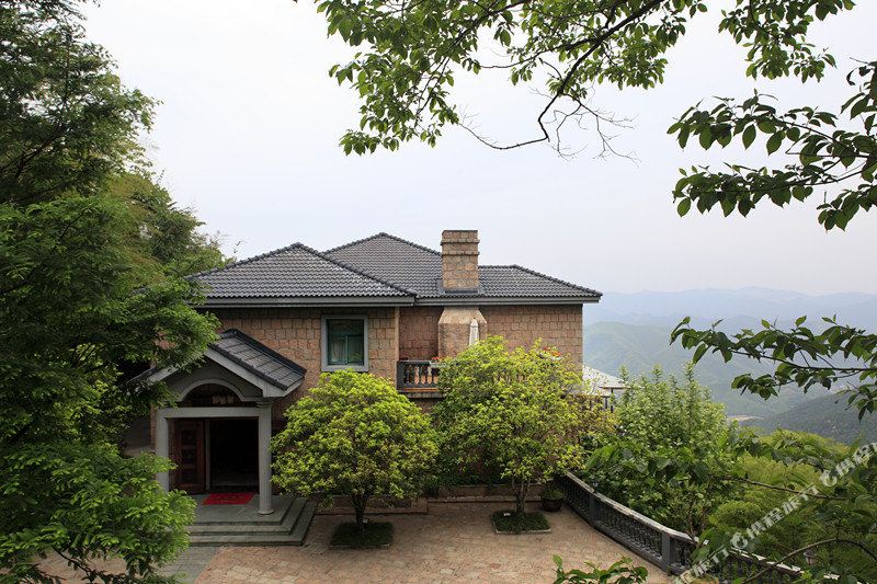 Moganshan Mountain Villa