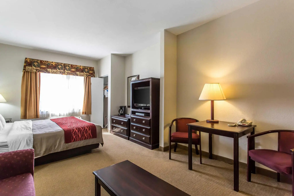Quality Inn & Suites — фото 2