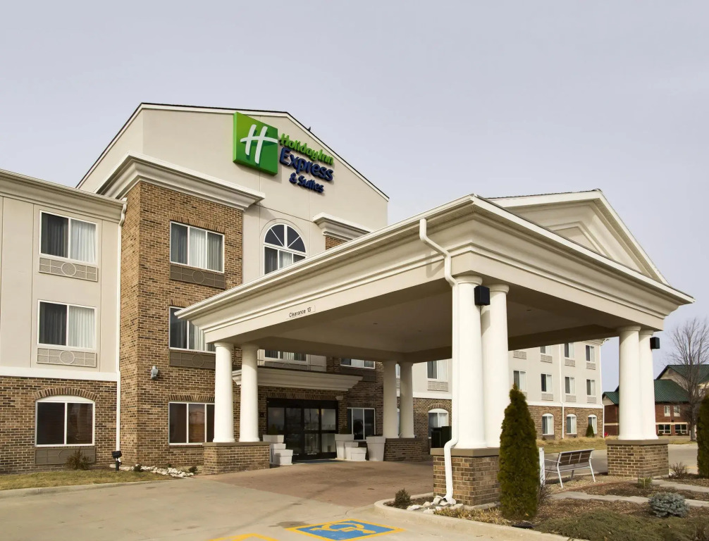 Jacksonville Inn & Suites
