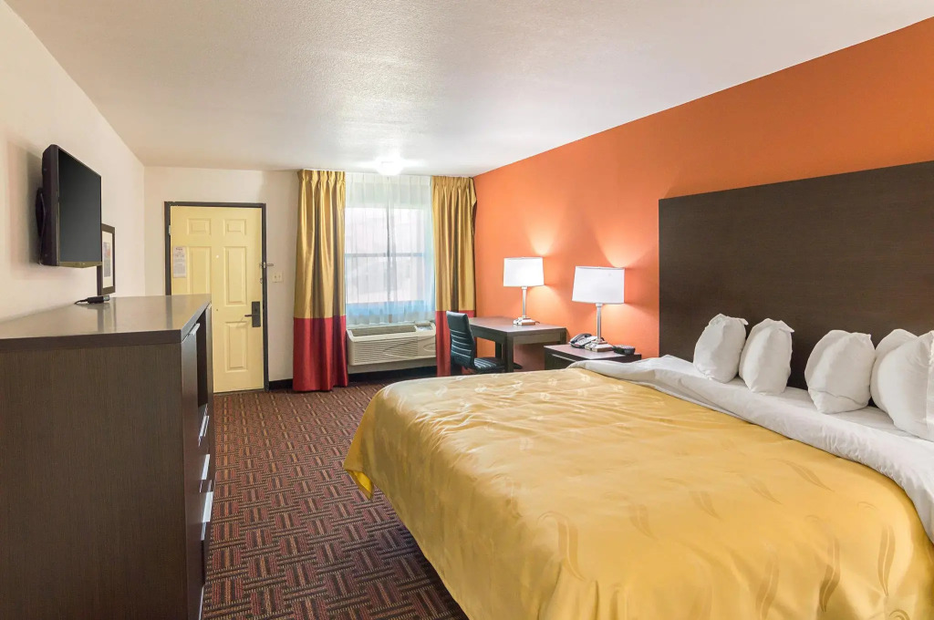 Quality Inn — фото 4