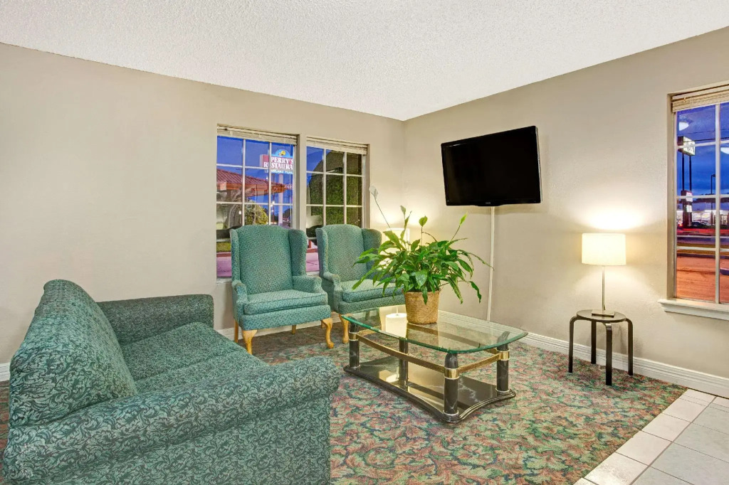 Quality Inn — фото 2