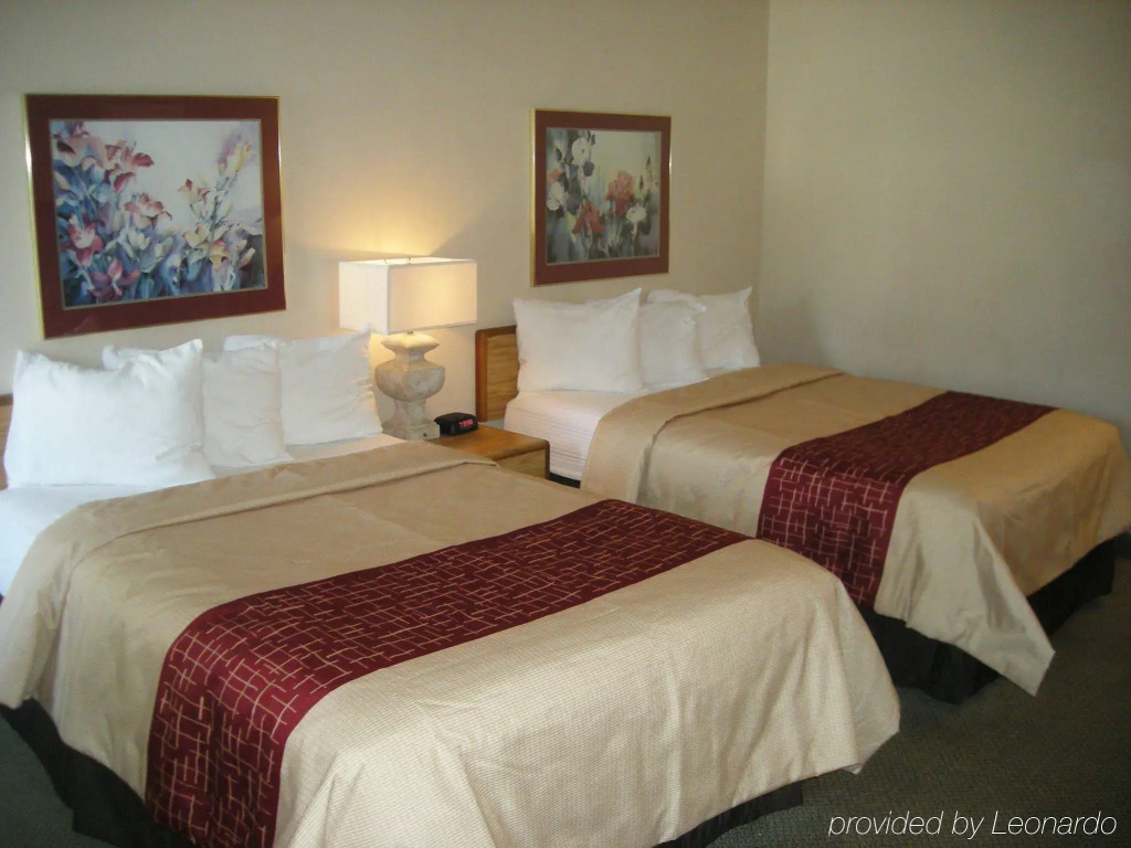Rodeway Inn — фото 4