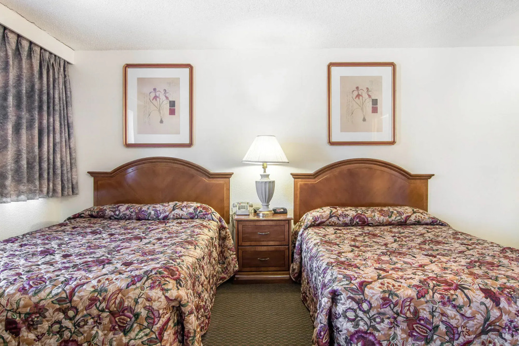 Econo Lodge — фото 3