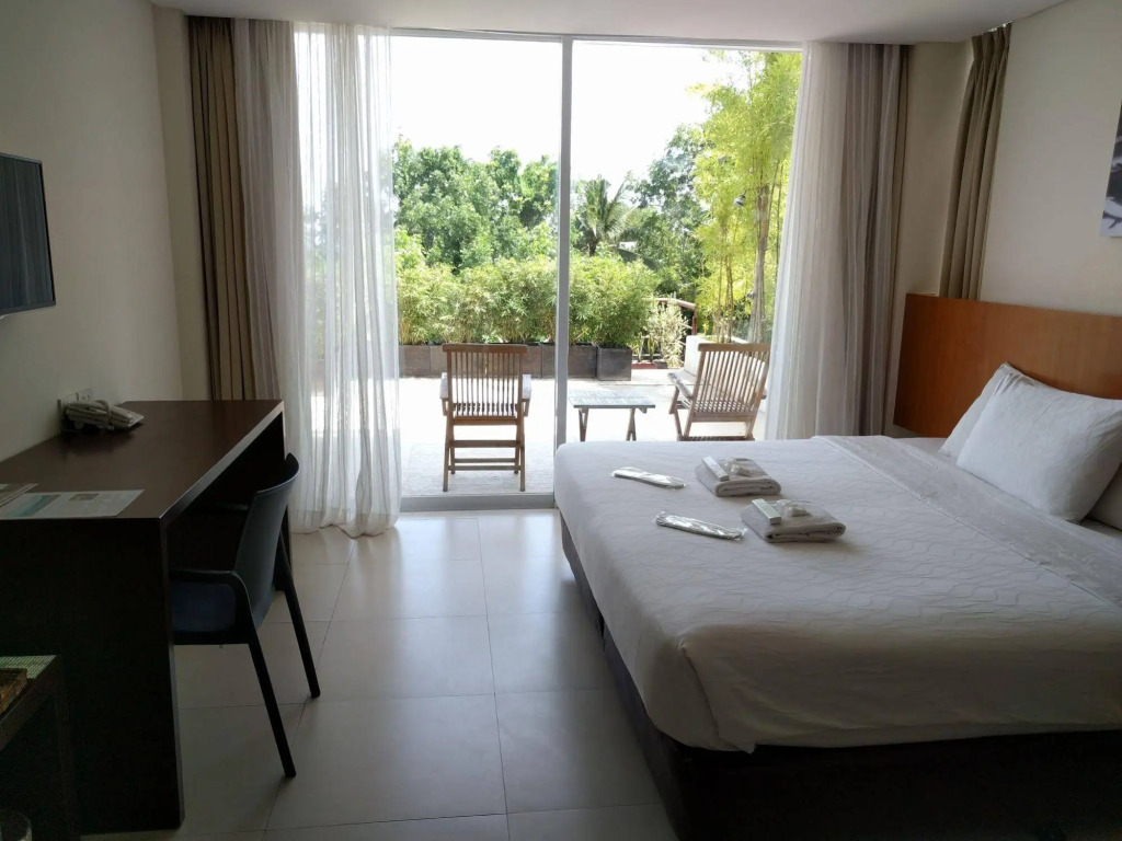 Ocean Suites Boutique Hotel — фото 3