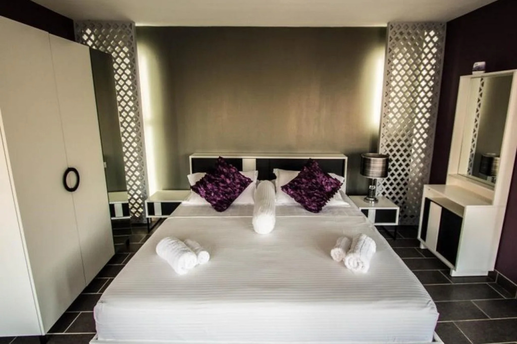 Green Monkey Resort — фото 4