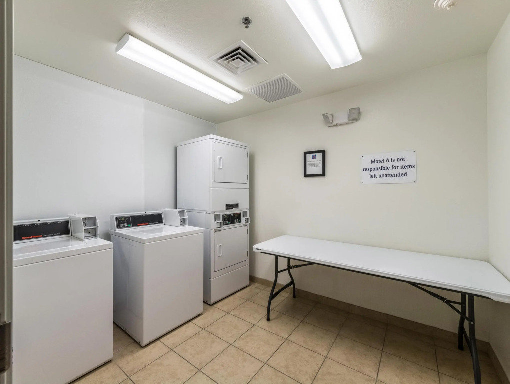 Motel 6 Laredo, TX — фото 2