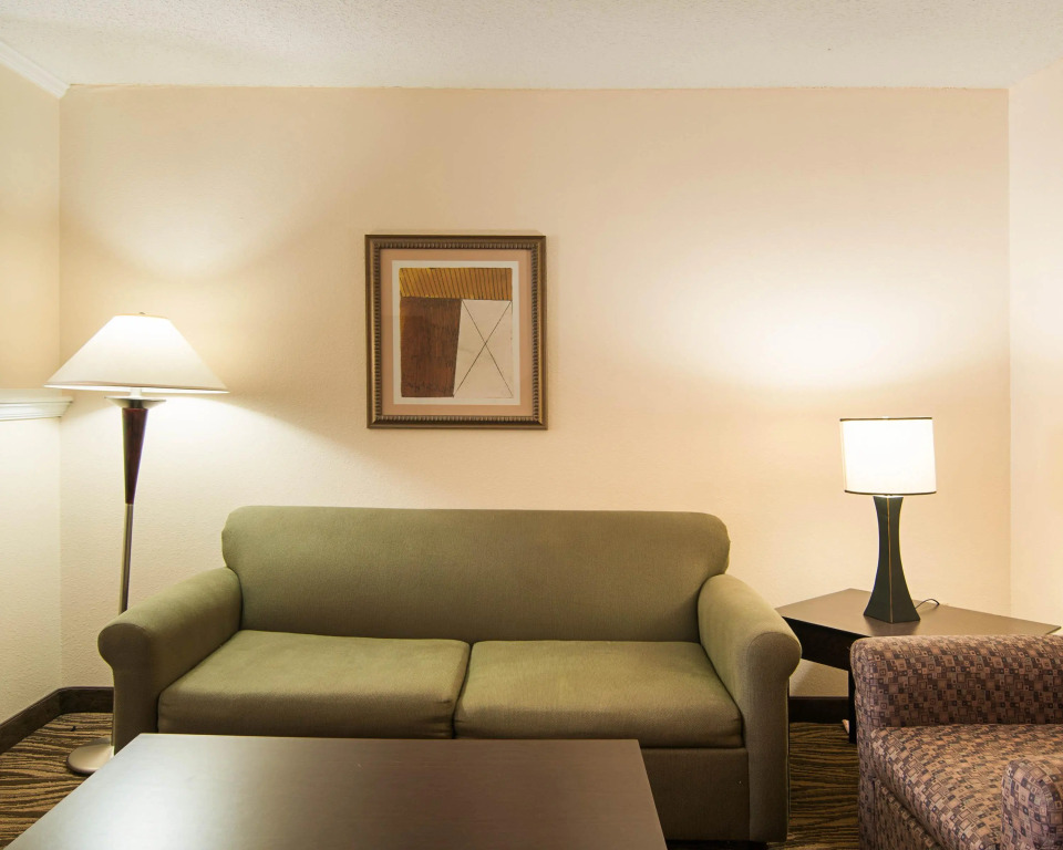 Comfort Suites — фото 3