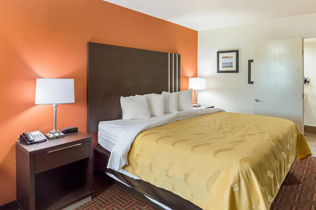 Quality Inn — фото 2