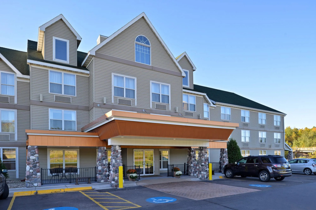 Best Western Plus Spirit Mountain Duluth