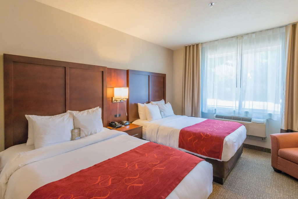 Comfort Suites Springfield — фото 3