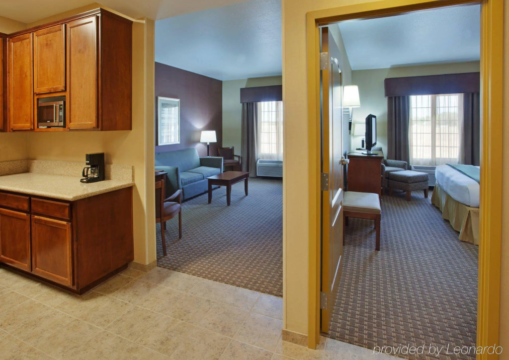Holiday Inn Express & Suites Willows — фото 3