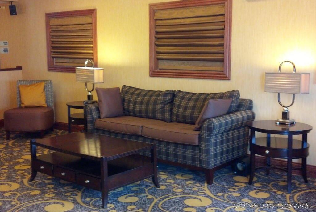 Holiday Inn Express Deforest — фото 2