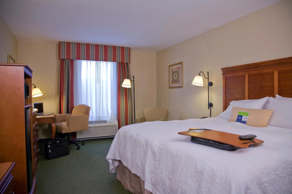 Hampton Inn Easley — фото 2