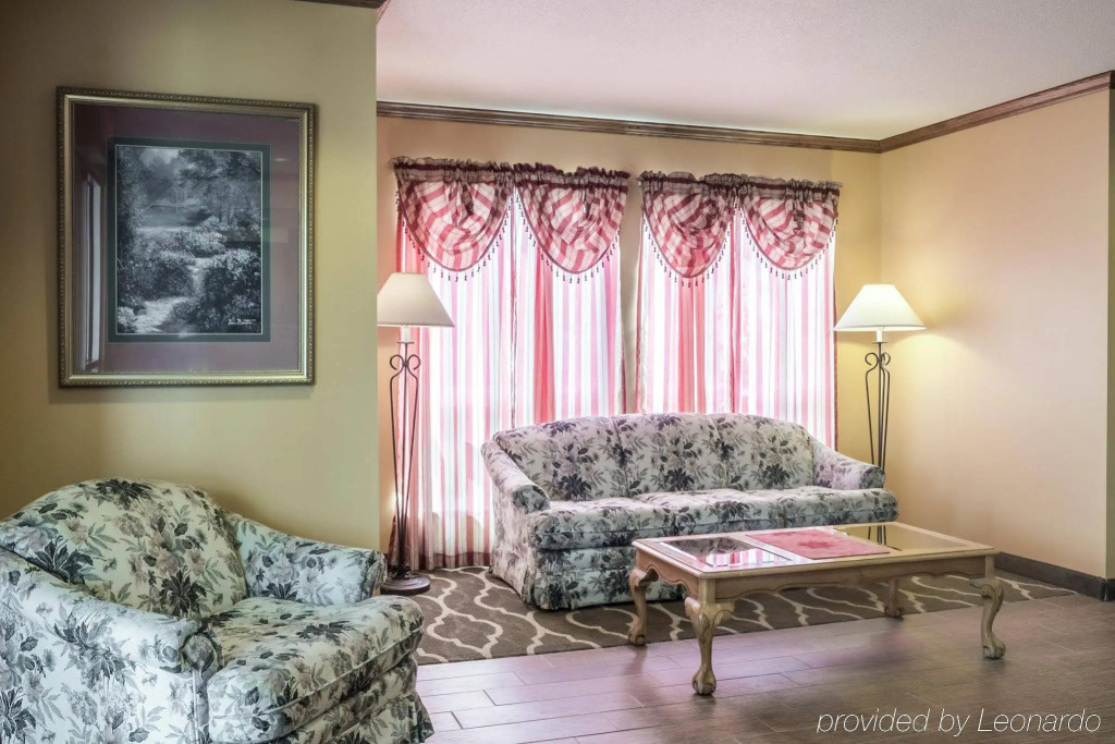 Quality Inn — фото 2