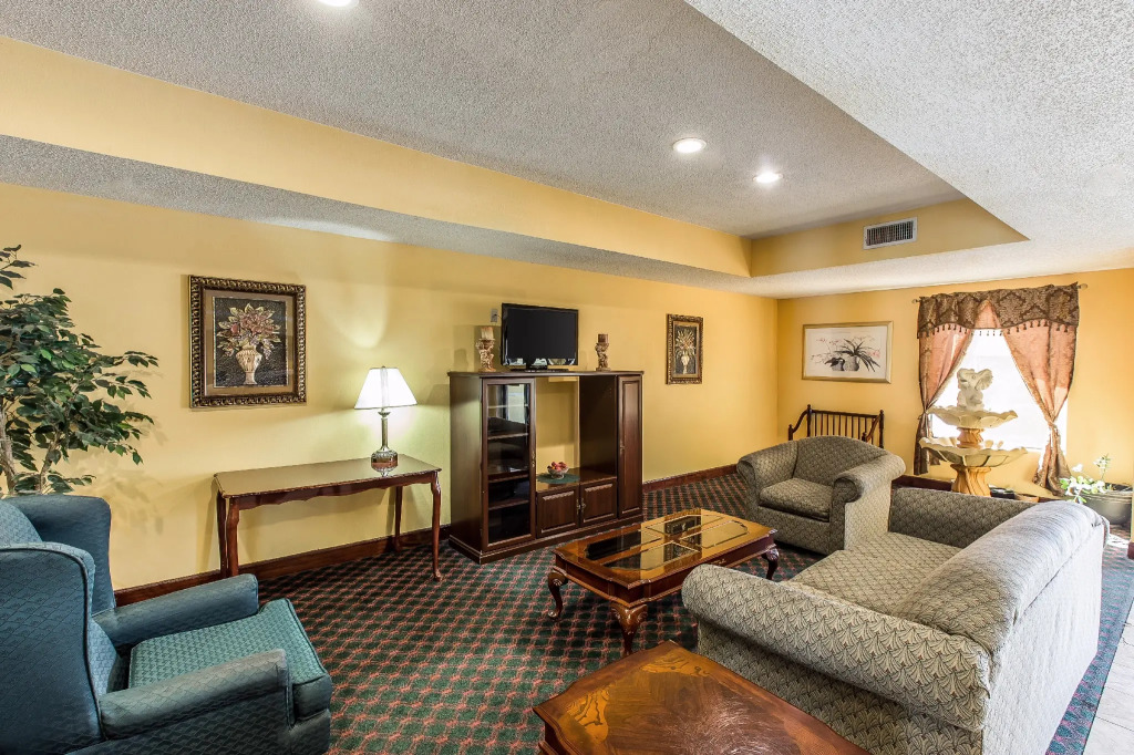 Econo Lodge — фото 5