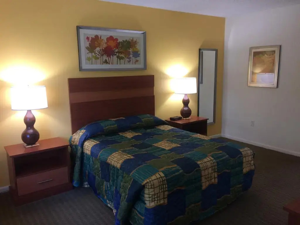Surfsider Resort