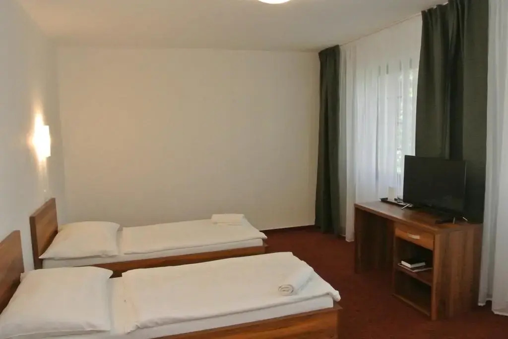Hotel Širák — фото 2